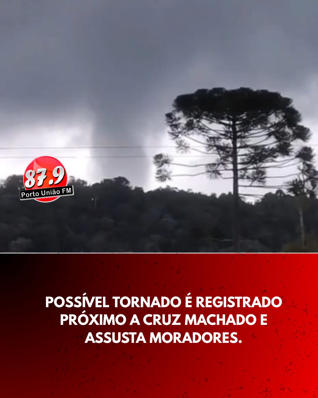 Um possível tornado foi registrado na tarde desta terça-feira (30) na comunidade de Pitinga, zona rural de Inácio Martins, próximo à divisa com Cruz Machado, no Paraná.