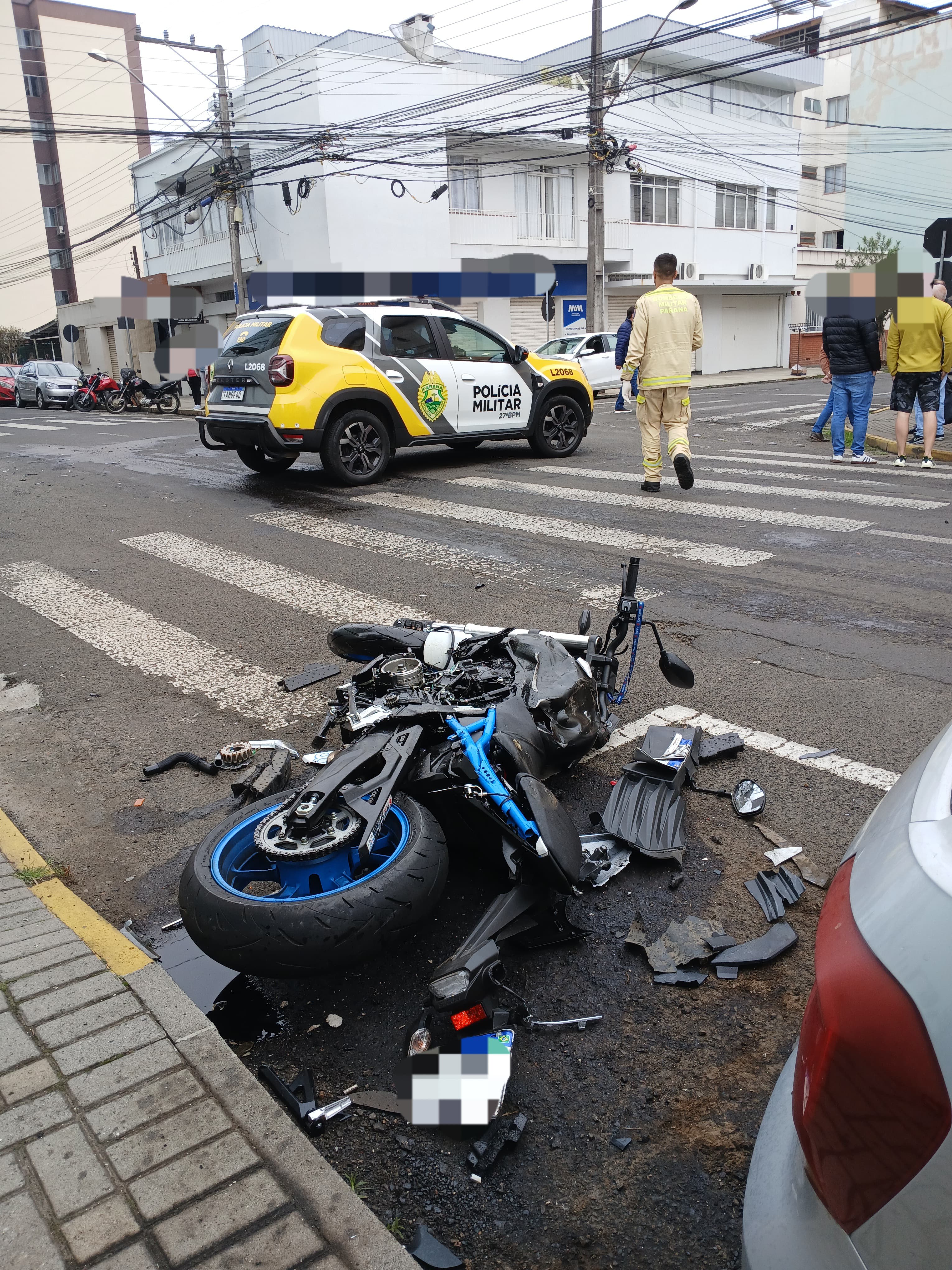 Motociclista Sofre Fratura Exposta em Grave Acidente no Centro de União da Vitória