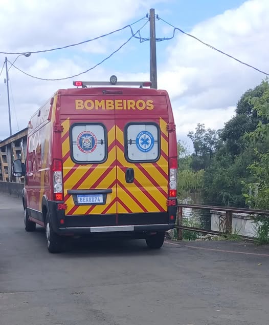 BOMBEIROS DE UNIÃO DA VITÓRIA SALVAM  HOMEM NA PONTE MACHADO DA COSTA