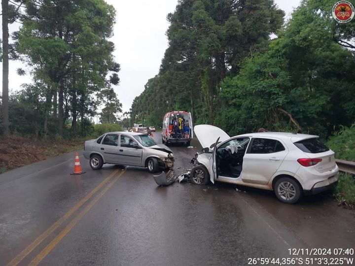 ACIDENTE NA SC-135 EM VIDEIRA MOBILIZA EQUIPES DE SOCORRO